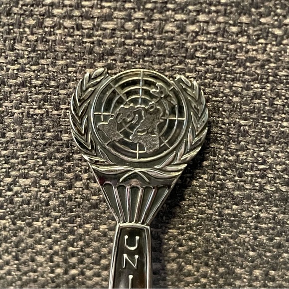 VTG 1950s NYC UNITED NATIONS 4" Silverplate SOUVENIR SPOON TH MARTHINSEN NORWAY - Picture 2 of 6
